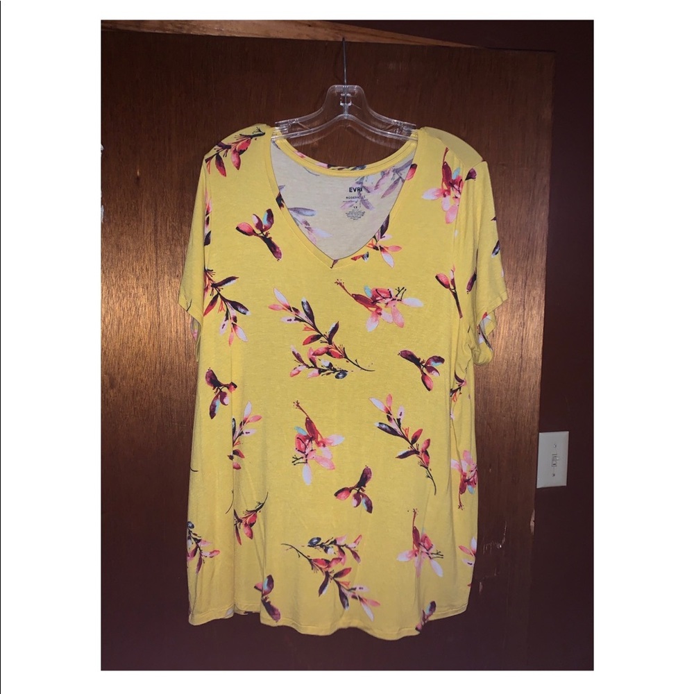 Evri Modern Tee from Kohl’s